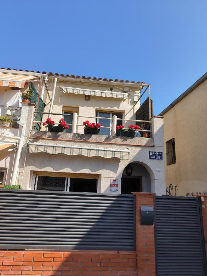 Nice House At The Beach Near Barcelona Premiá de Mar Exterior photo